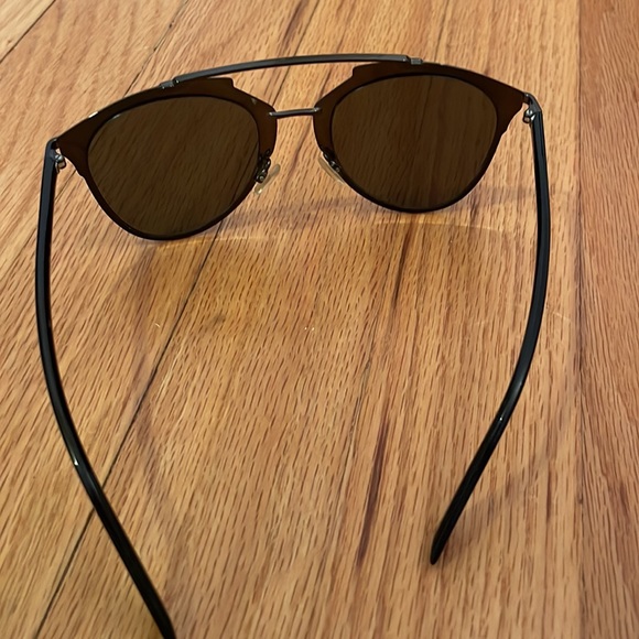 Dior Sunglasses - Picture 5 of 7